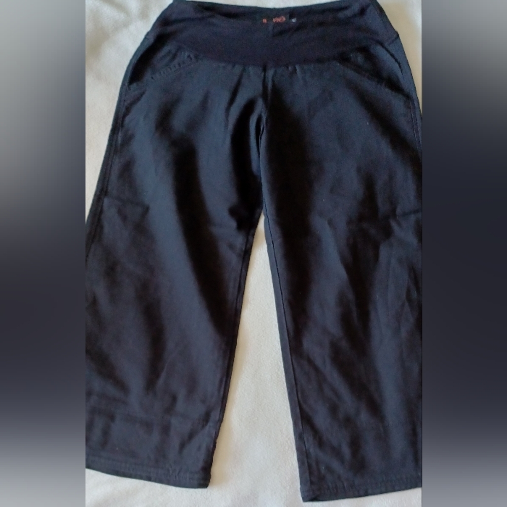 Linen blend wide leg black maternity capris (xs)